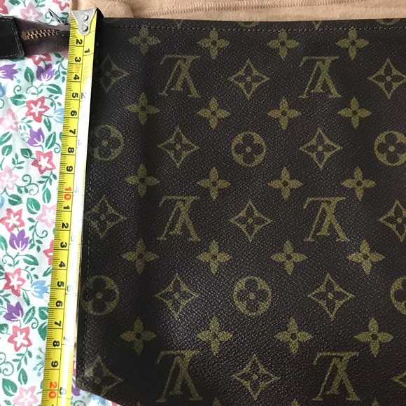 Louis Vuitton vintage pouch bag - Picture 10 of 10